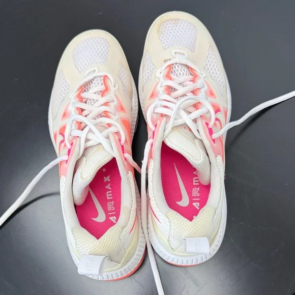 Nike Beige Sneakers with Pink Accents - Picture 2 of 4